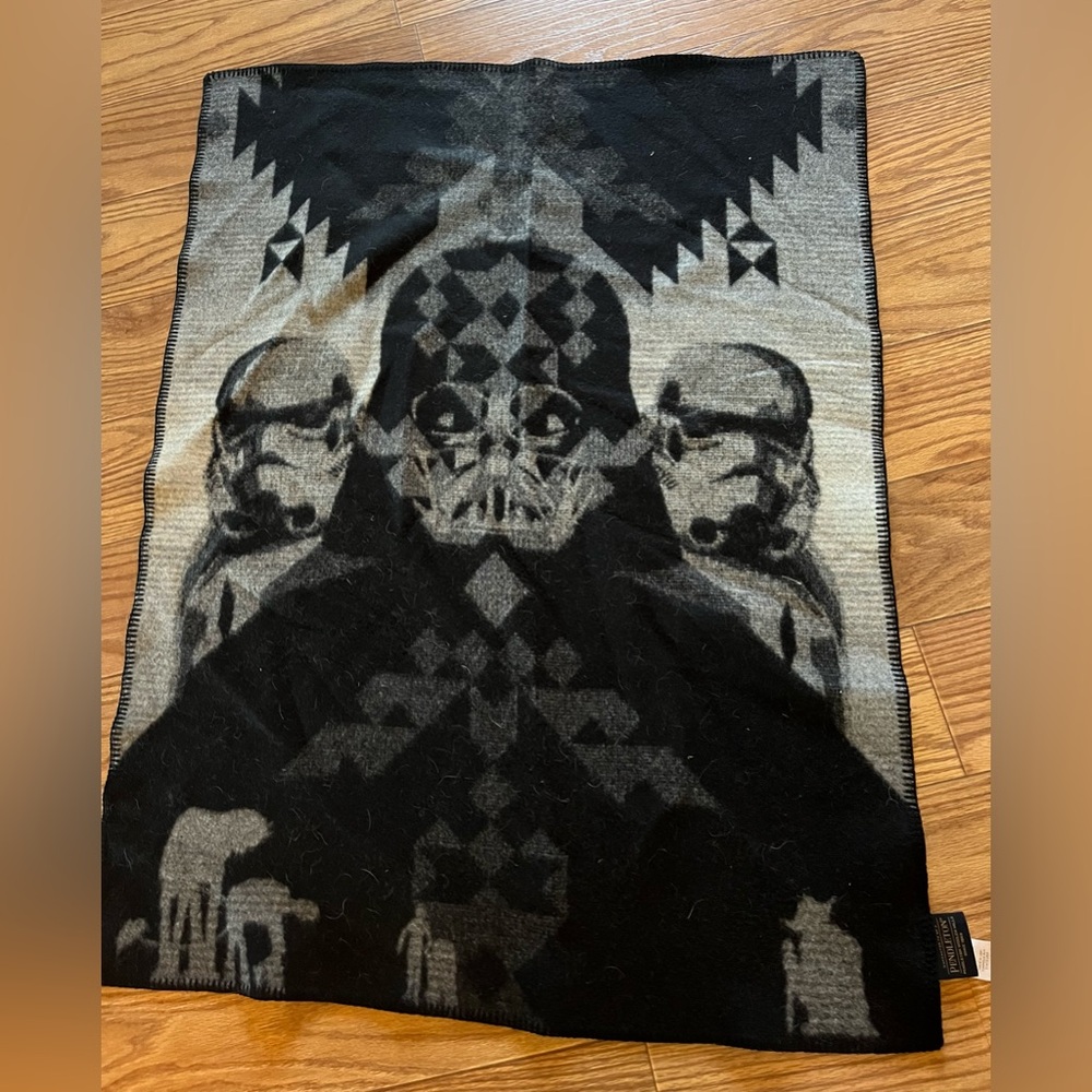 Extremely rare Star Wars Pendleton collectors item blanket